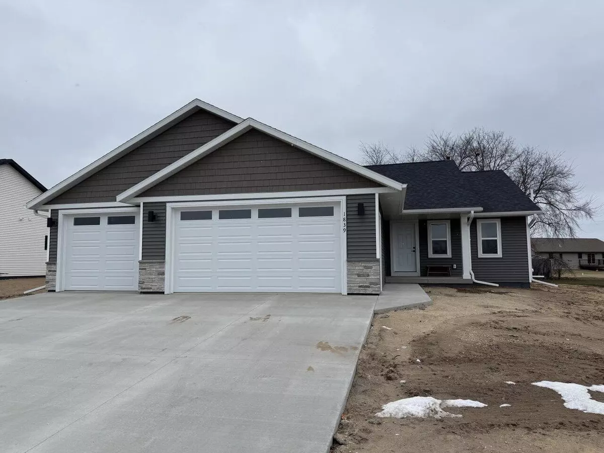 Holmen, WI 54636,1926 Golden Gate Way