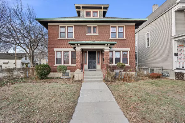 2232 W Greenfield Ave, Milwaukee, WI 53204