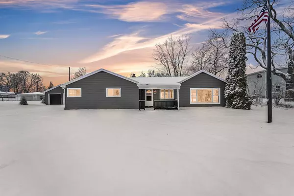 7818 County Road V -, Caledonia, WI 53108