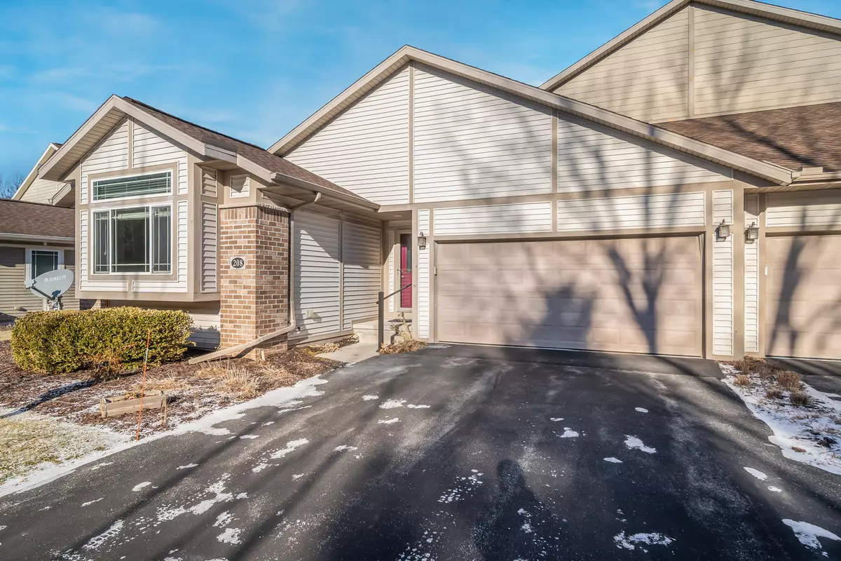 Plymouth, WI 53073,208 S Hills Ct