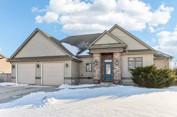 8609 Ivanhoe Pl, Sturtevant, WI 53177