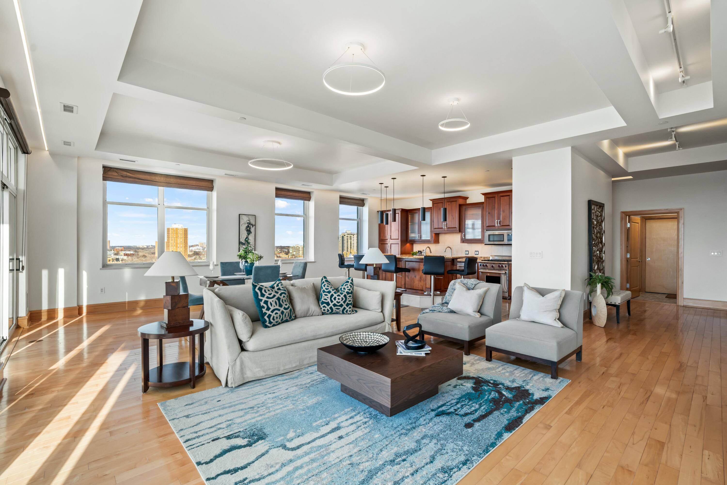 Milwaukee, WI 53202,1313 N Franklin Pl Unit 1003