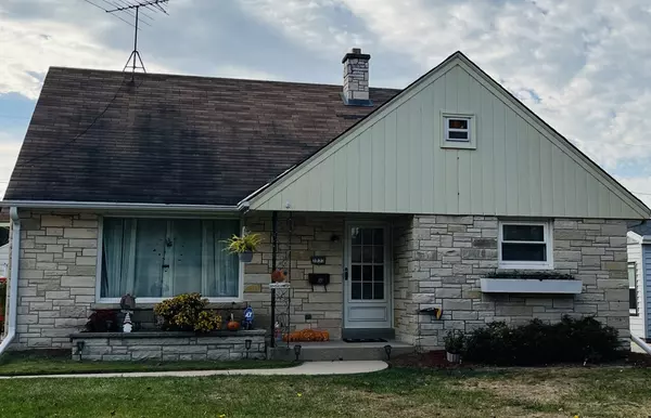 3833 S 58th St, Milwaukee, WI 53220