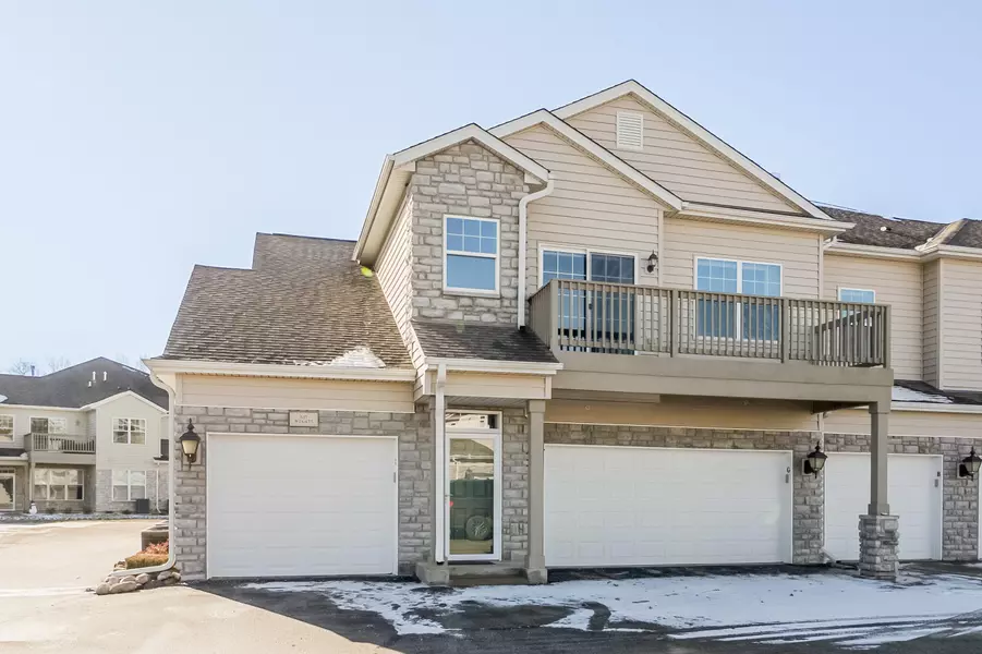 N17W26475 Meadowgrass Cir Unit C, Pewaukee, WI 53072