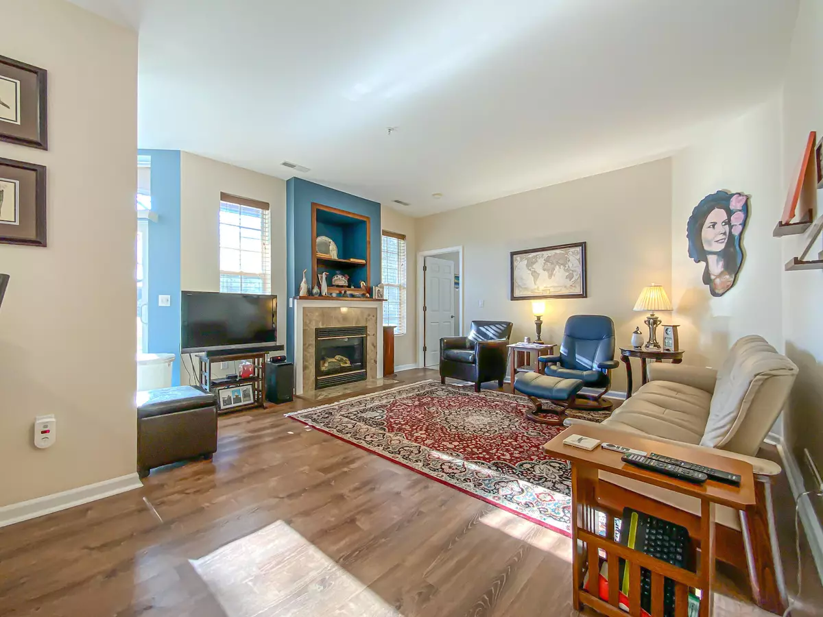 Franklin, WI 53132,9112 W Elm Ct Unit A