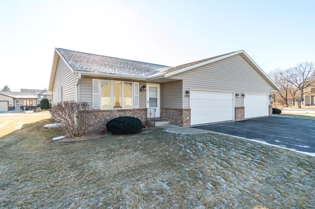 Onalaska, WI 54650,1004 Whispering Winds Pl