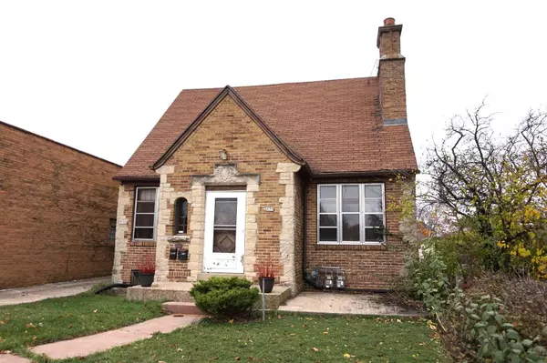 3039 S 43rd St, Milwaukee, WI 53219