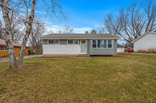 4434 W Fountain Ave, Brown Deer, WI 53223