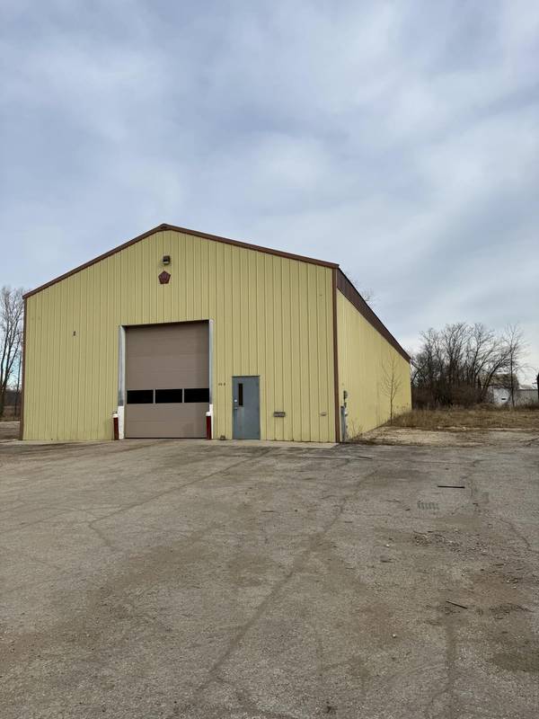 3510 W Washington St, West Bend, WI 53095