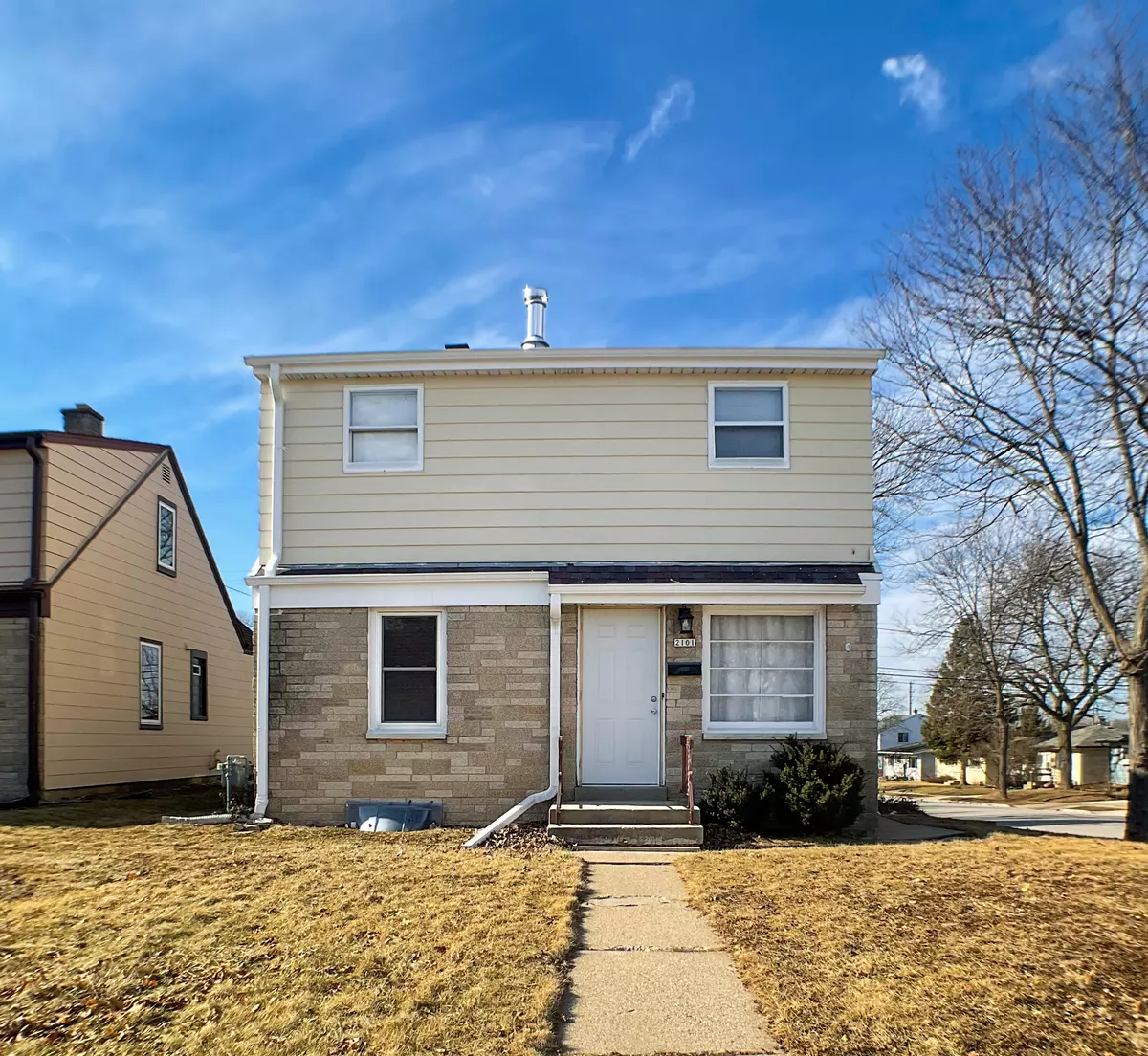 West Allis, WI 53227,2101 S 98th St