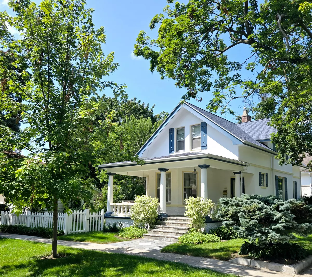 Lake Geneva, WI 53147,434 Madison St