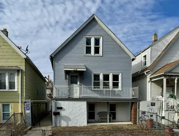 2027 S 12th St, Milwaukee, WI 53204