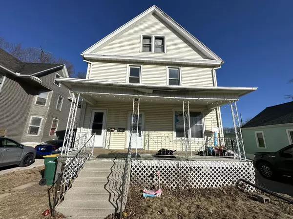 237 6th St, Fond Du Lac, WI 54935