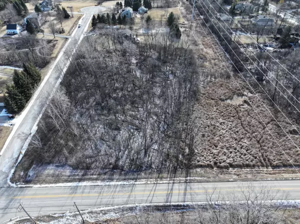 Lt0 Martin Dr, Cedarburg, WI 53012