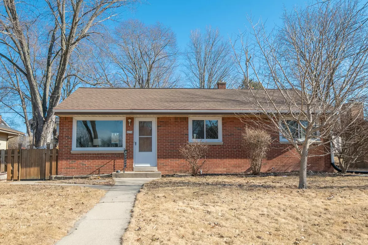 Wauwatosa, WI 53222,4254 N 93rd St