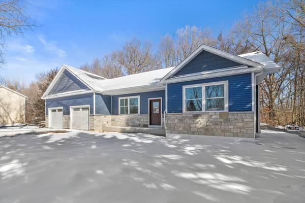 11317 8th Ave, Pleasant Prairie, WI 53158