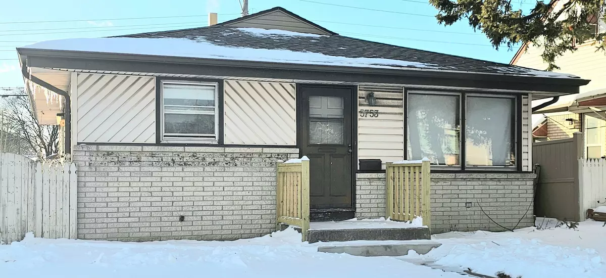 Milwaukee, WI 53218,5753 N 76th St