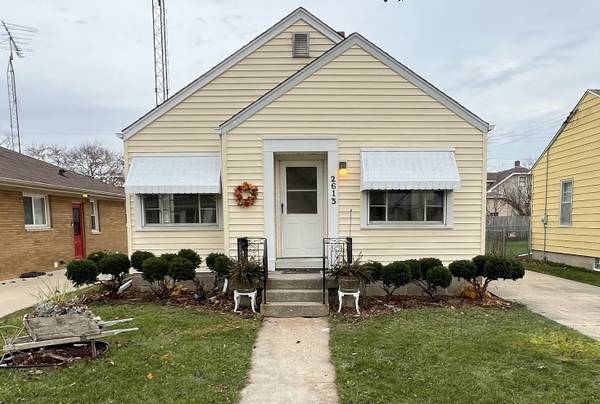 2613 Hayes Ave, Racine, WI 53405