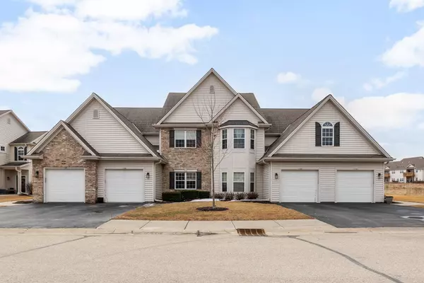 1797 Woodland Way, Slinger, WI 53086