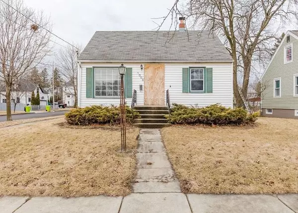 1005 Center St, Delavan, WI 53115