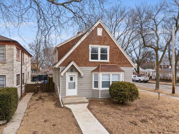 3702 N 51st Blvd, Milwaukee, WI 53216