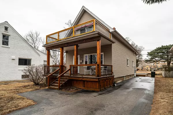 3626 S Ellen St, Saint Francis, WI 53235