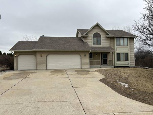 5950 Deerfield Rd, Mount Pleasant, WI 53406