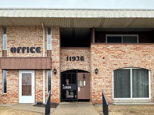 11936 W Mill Rd Unit 6, Milwaukee, WI 53225