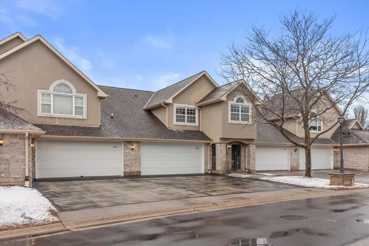 Franklin, WI 53132,9128 W Elm Ct Unit E