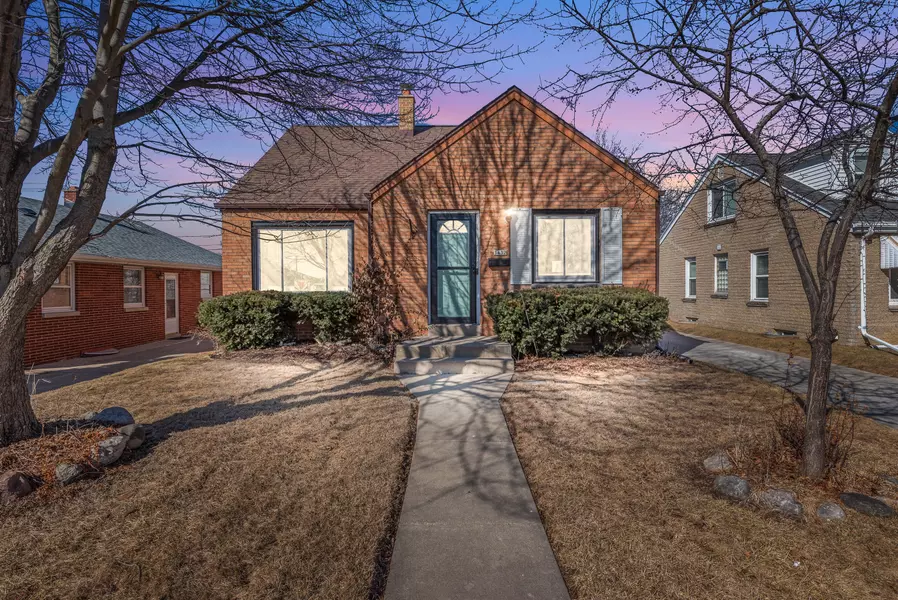 3432 E Whittaker Ave, Cudahy, WI 53110