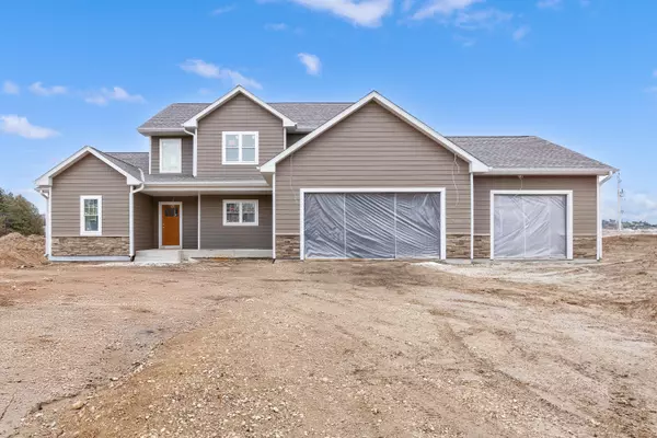 7071 N Trenton Rd, West Bend, WI 53090