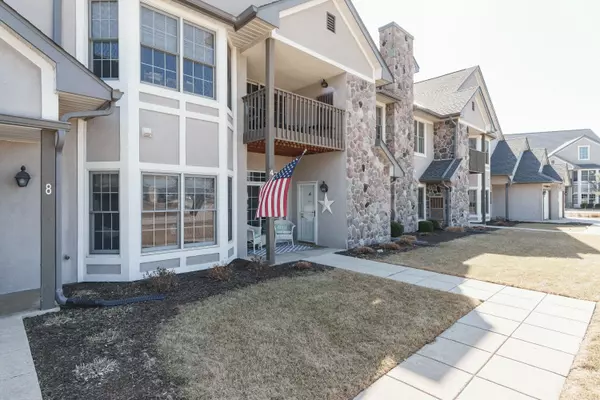 N30W23027 Pineview Cir Unit 4, Pewaukee, WI 53072