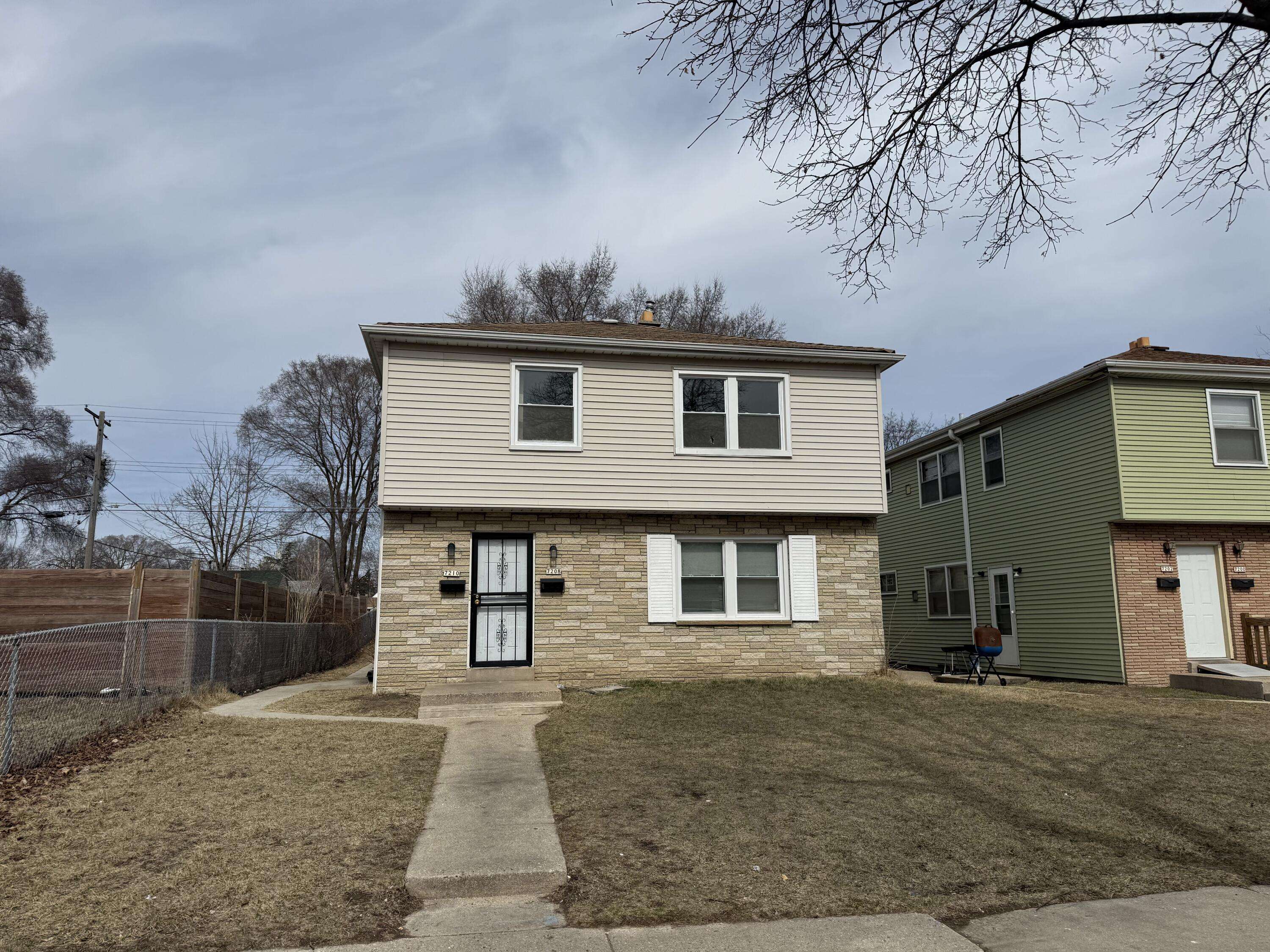 7208 W Hampton Ave, Milwaukee, WI 53218