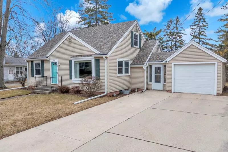 Oostburg, WI 53070,1022 Wisconsin Ave