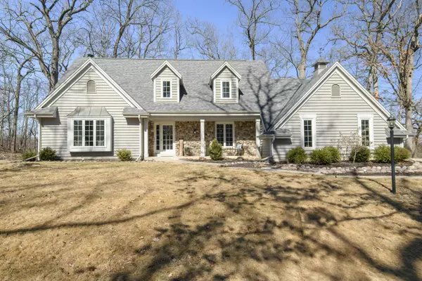 N72W26488 Esker Ln, Lisbon, WI 53089
