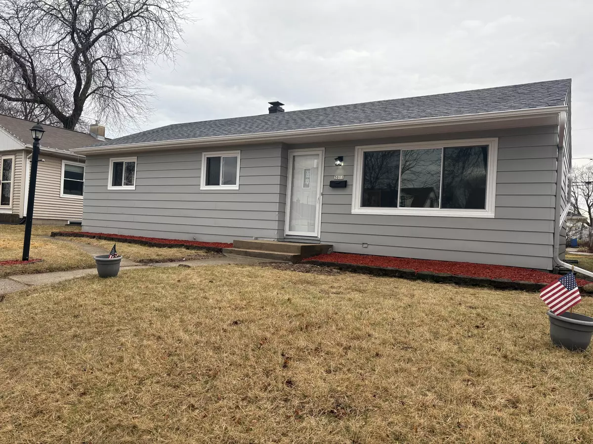 Saint Francis, WI 53235,3011 E Armour Ave
