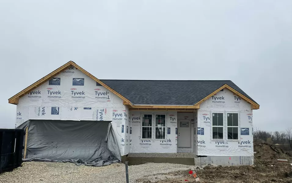 N161W21918 Daisy Dr, Jackson, WI 53037