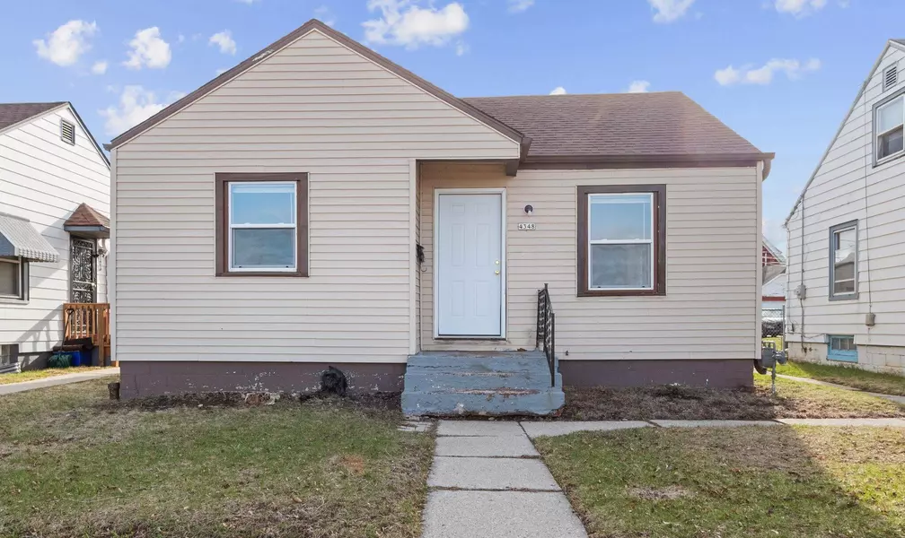 4348 N 30th St, Milwaukee, WI 53216