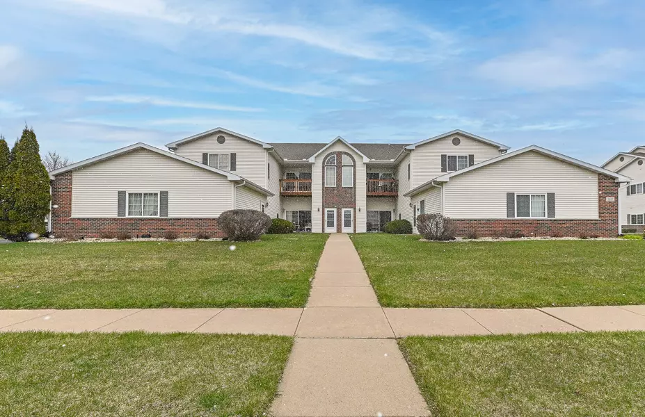 1612 Commonwealth Dr Unit 3, Fort Atkinson, WI 53538
