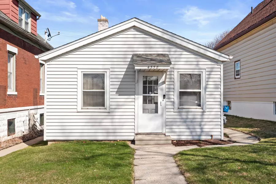 4358 S Packard Ave, Cudahy, WI 53110