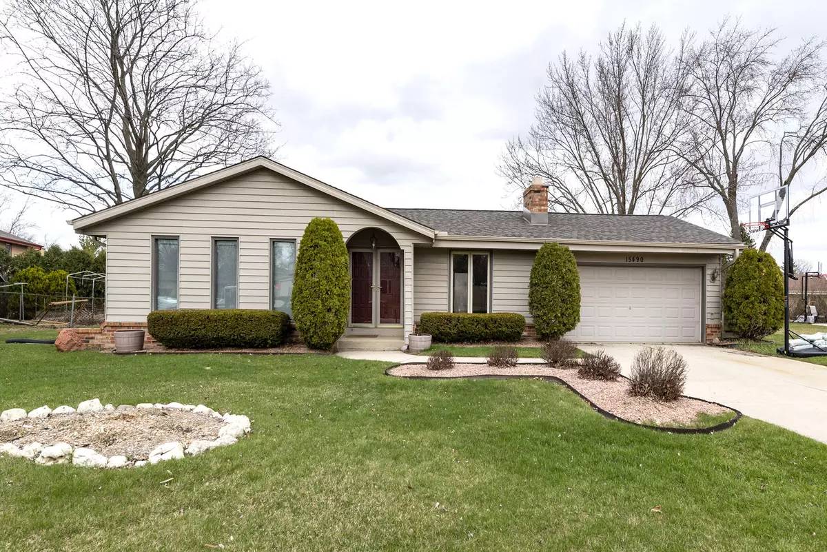 New Berlin, WI 53151,15490 W Mayflower Dr