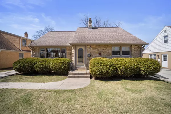 3309 N 95th St, Milwaukee, WI 53222