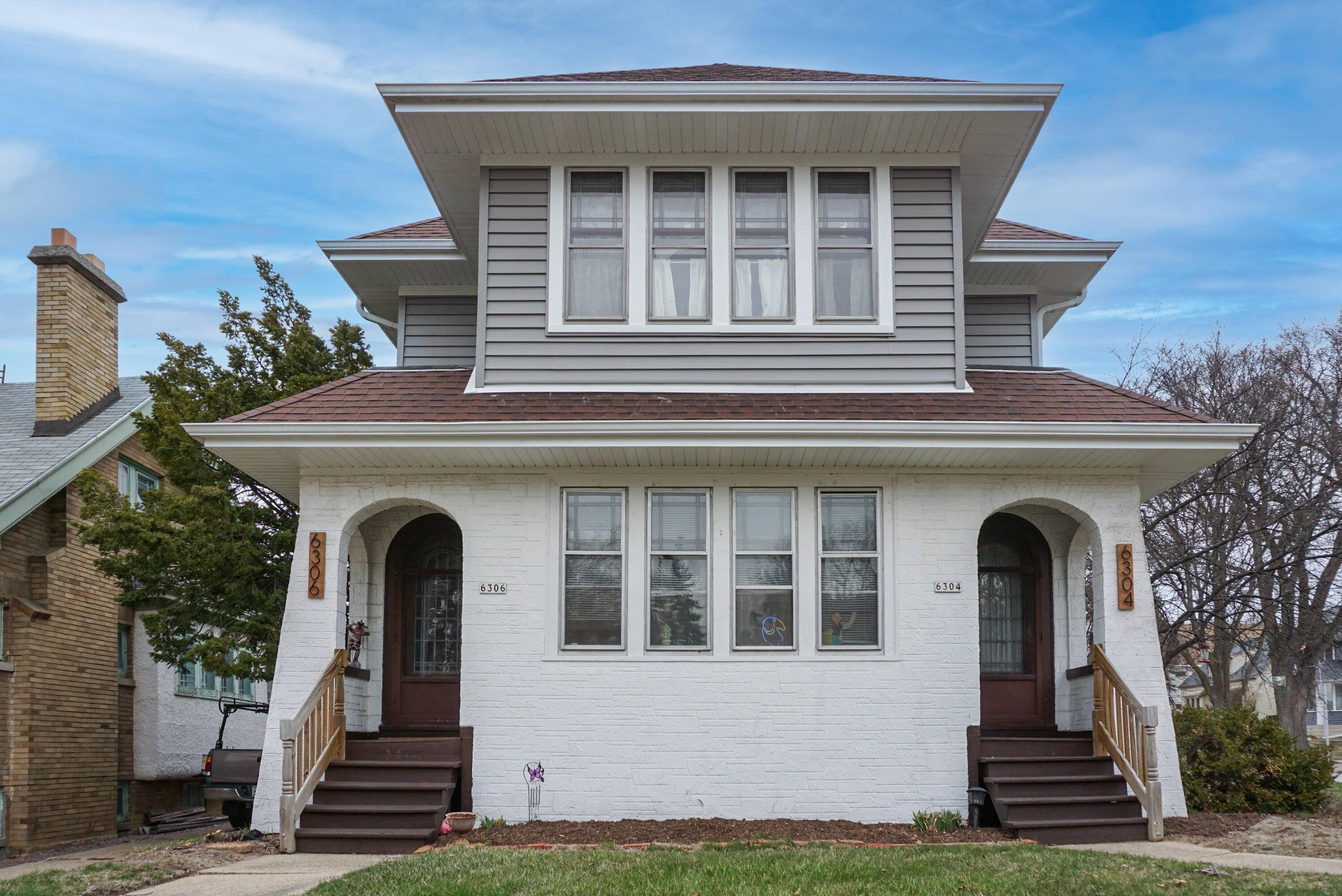 6304 W Lloyd St Unit 6306, Wauwatosa, WI 53213