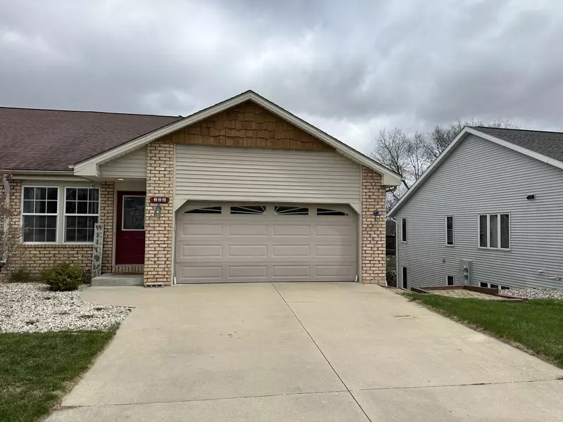 301 East Haven Dr, Watertown, WI 53094