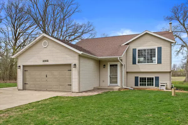23302 Norwood Dr, Norway, WI 53185