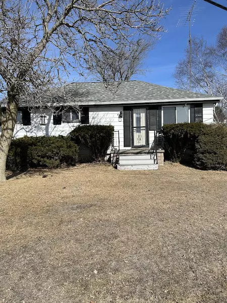 4124 Memorial Dr, Two Rivers, WI 54241