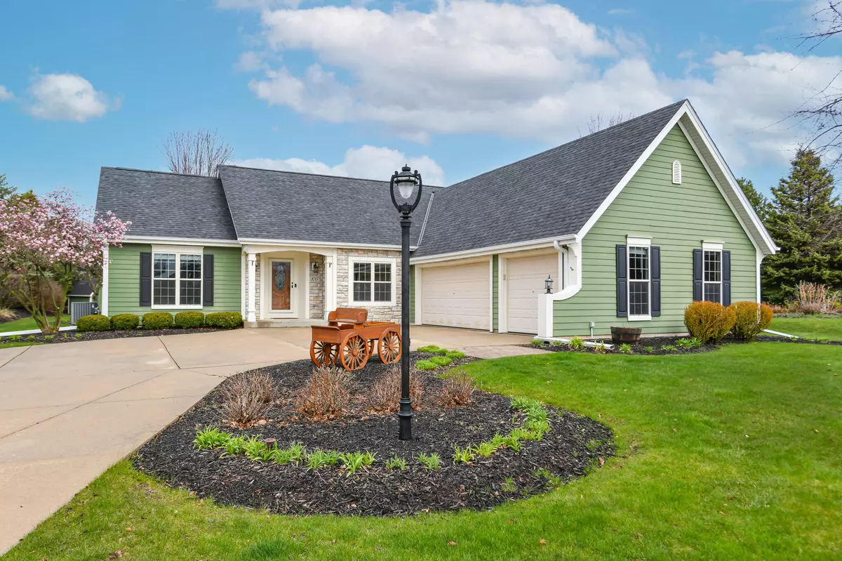 Oak Creek, WI 53154,8715 S Eagle Ct