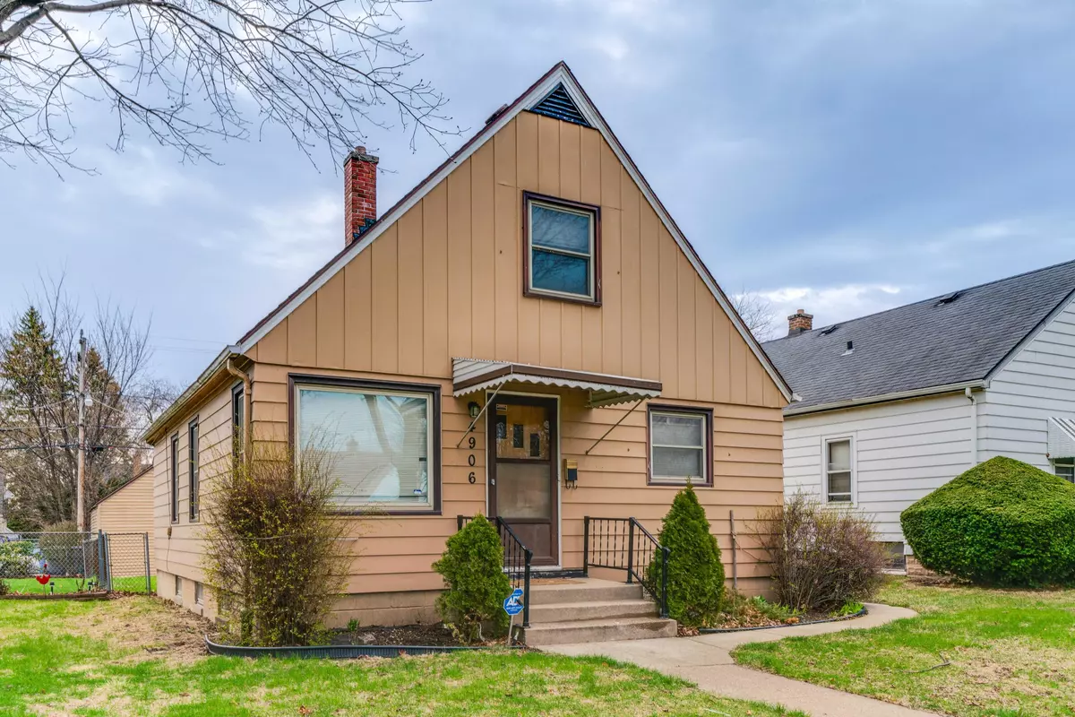 Milwaukee, WI 53209,4906 N 24th Pl