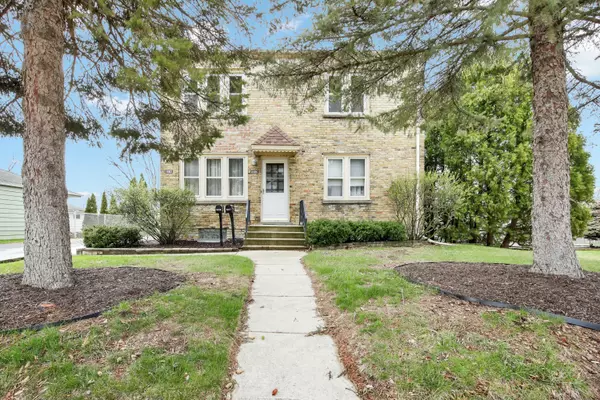 5817 S Hately Ave Unit 5819, Cudahy, WI 53110