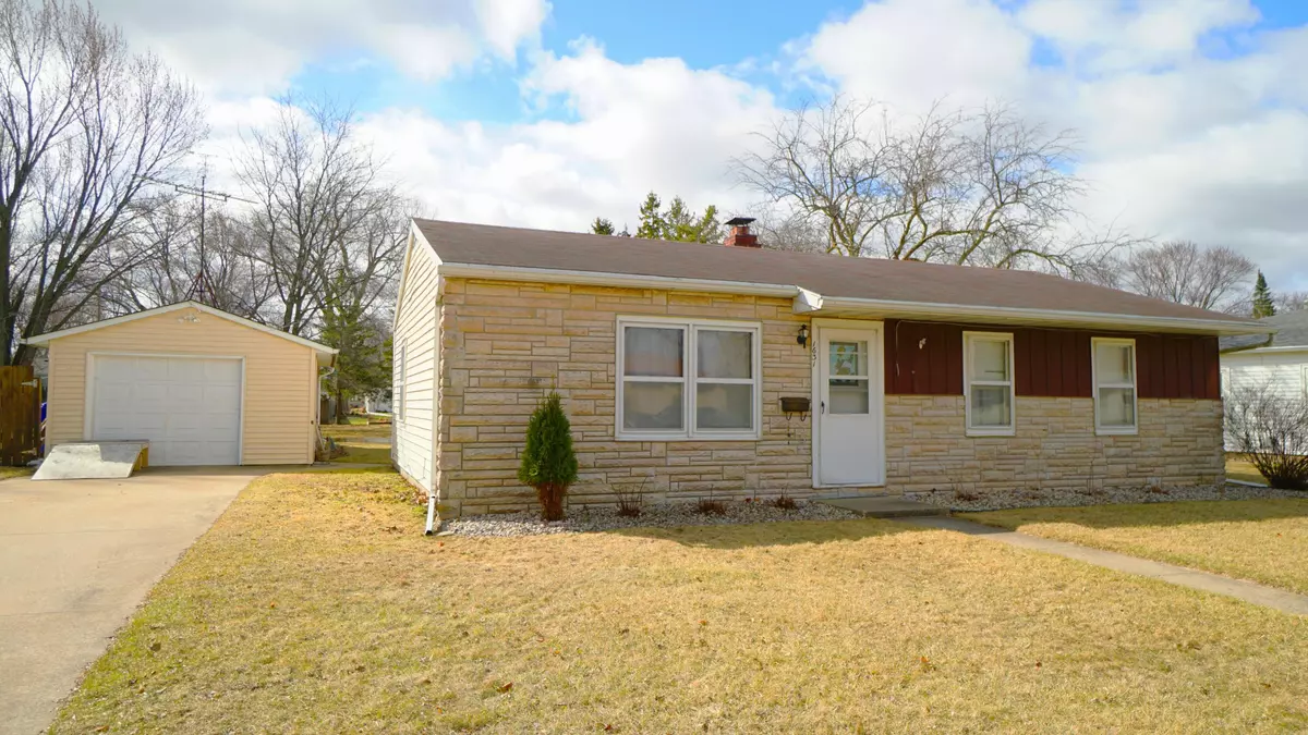 Appleton, WI 54911,1631 E Melrose Ave